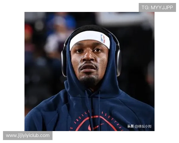 莱昂纳德缺席四场继续休战比尔出战状态成疑引发关注